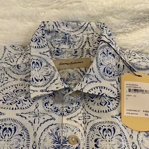 NWT Men’s Tommy Bahama Shirt - L